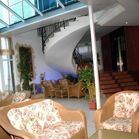 Risus 2* Alanya