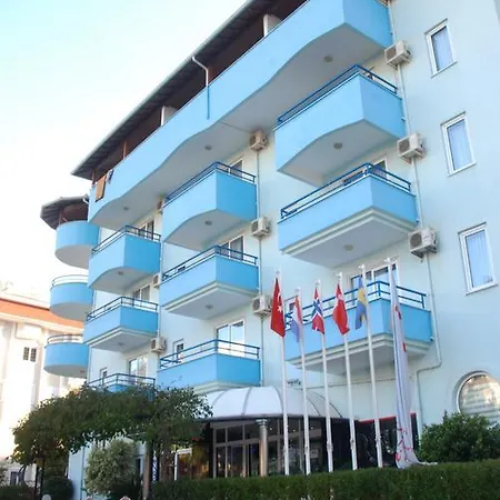 Risus Ξενοδοχείο 2*